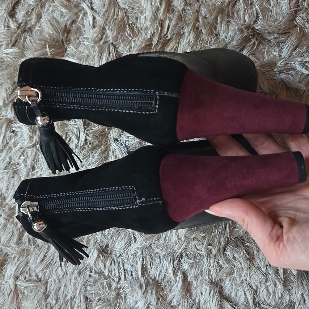 Hush Puppies Black And Burgundy Leather And Suede Booties - Picture 8 of 13